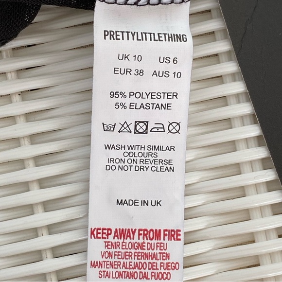 Pretty Little Thing Black Mesh Ring Detail Bandeau Top Size 6 NWT - Picture 16 of 17